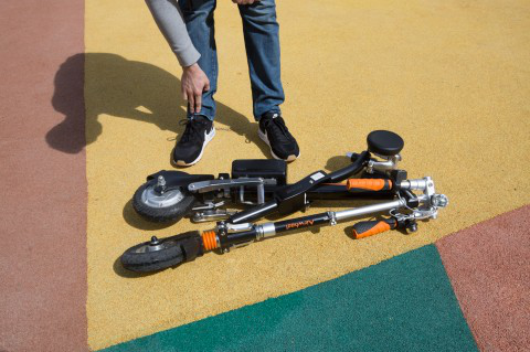 爱尔威折叠电动车