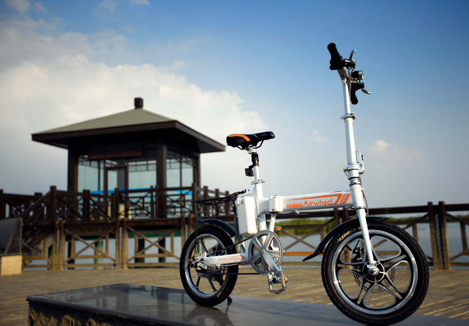 爱尔威智能自行车