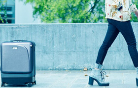 爱尔威Airwheel SR6 智能跟随箱