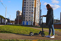 爱尔威电动滑板车