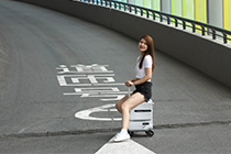 爱尔威智能骑行箱SE3mini