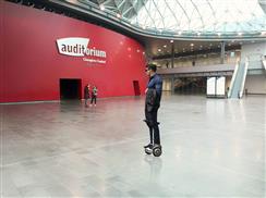 自平衡车 Airwheel S6